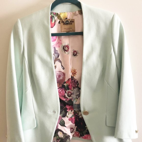 Ted Baker Jackets & Blazers - Ted Baker bright one button closure Blazer